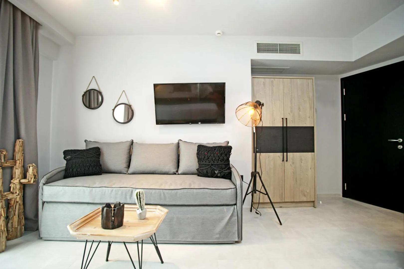 Athinais Luxury Apartments Ханиоти Екстериор снимка