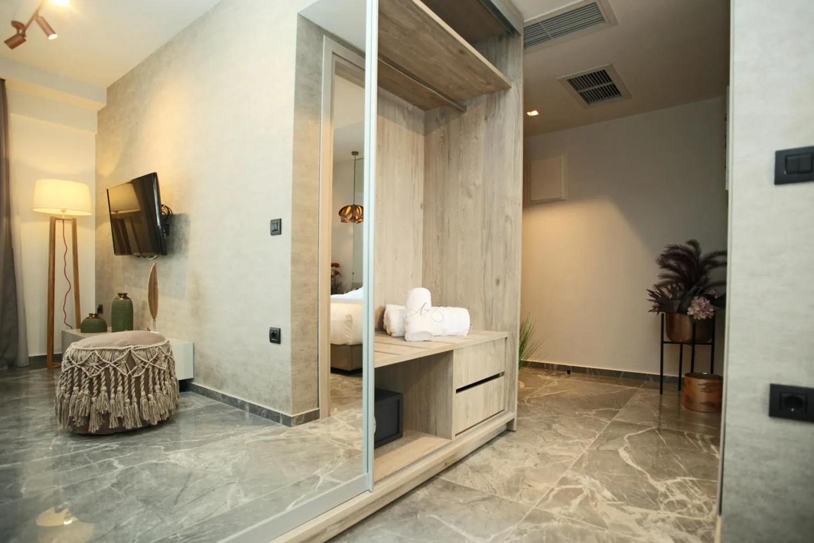 Athinais Luxury Apartments Ханиоти Екстериор снимка